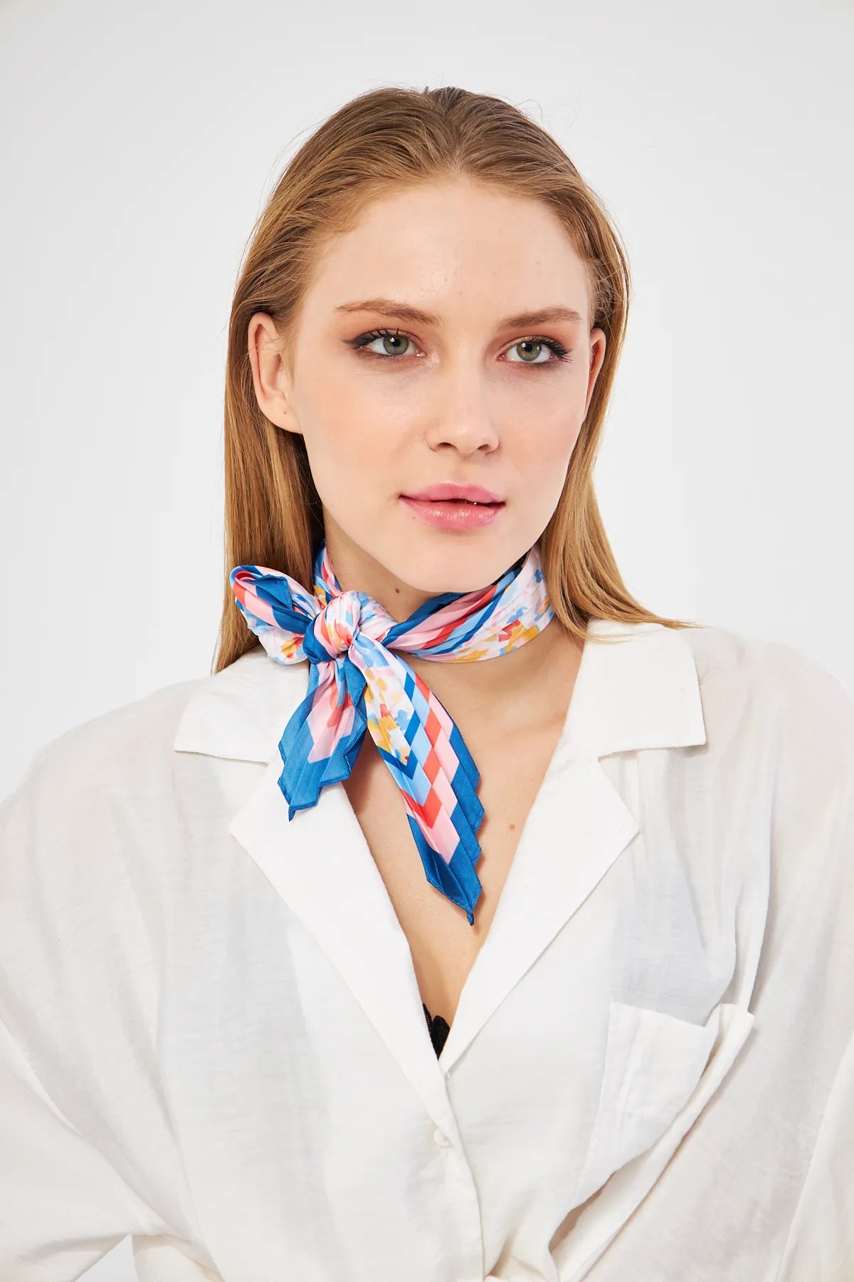 Patterned Pleated Scarf