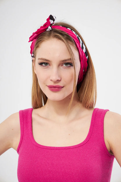 Patterned Pleated Scarf